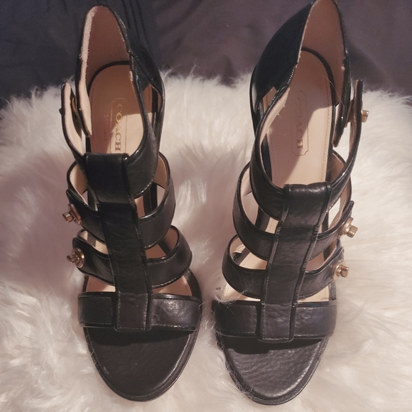 Coach Heels - Picture 6 of 8